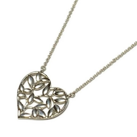 Auth TIFFANY & Co. Olive Leaf - Silver Necklace - Picture 1 of 4